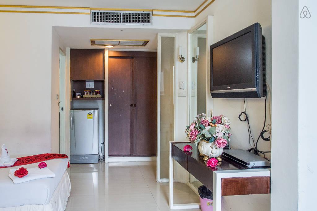 Khurana Inn Bangkok Exteriör bild